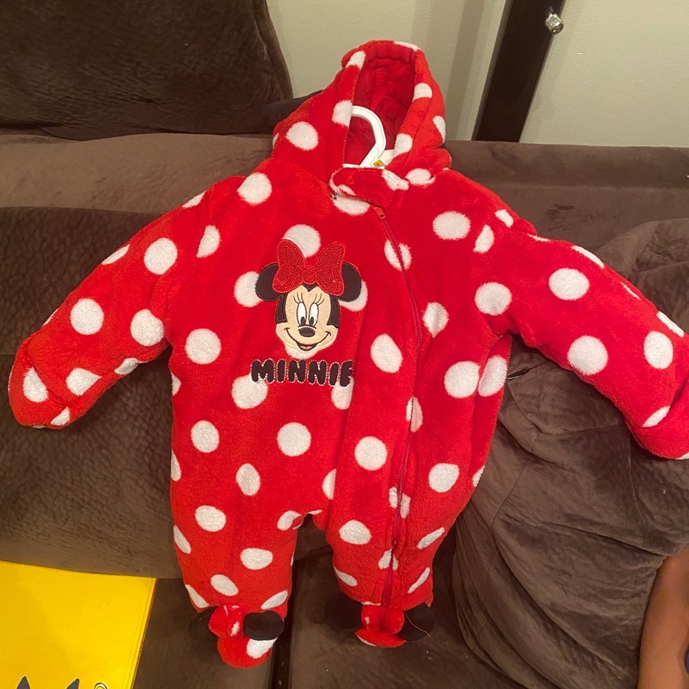 Minnie Mouse snow suit
